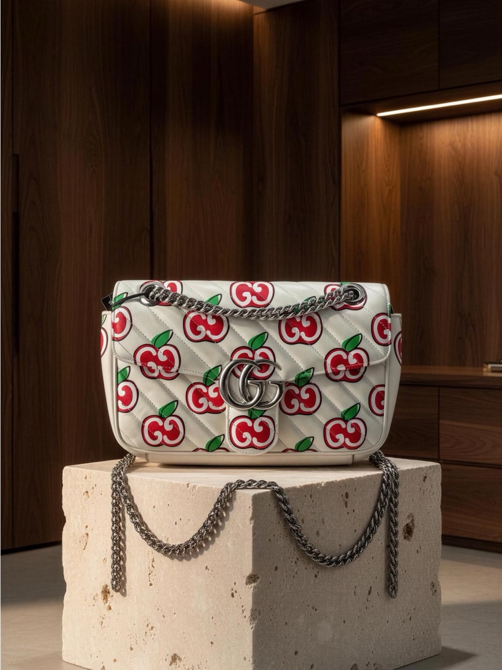 Gucci White Leather GG Marmont Shoulder Bag with Red Cherry Print